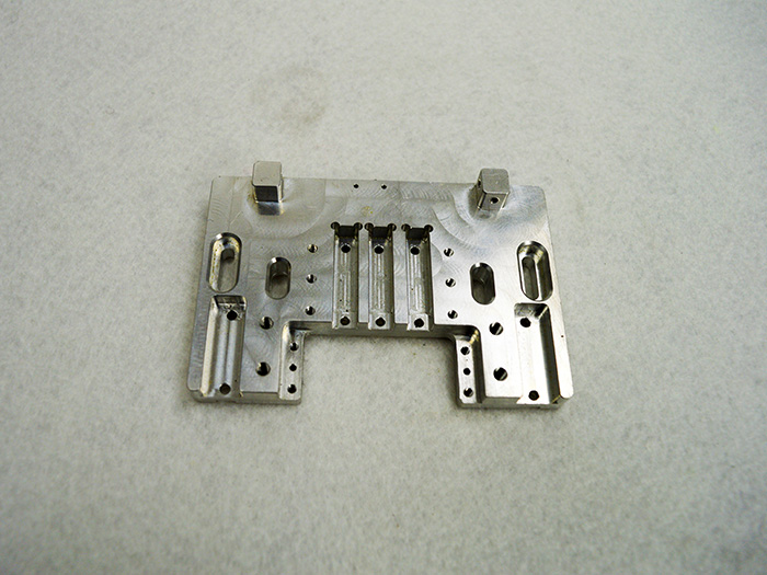 鋁合(he)金加工(gong)