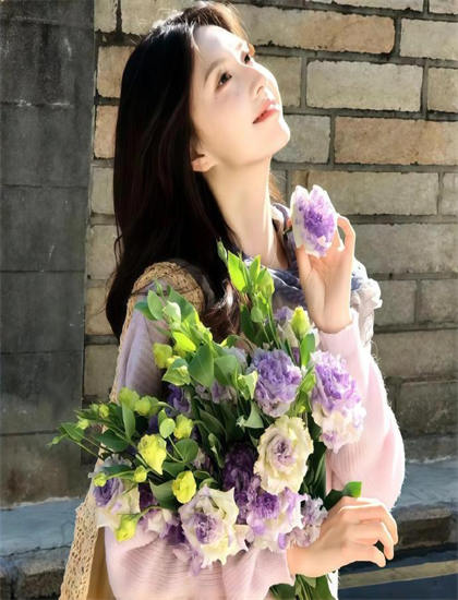 网络独播：《白色女孩》隐藏彩蛋发现指南划时代的：细节与彩蛋寻找攻略